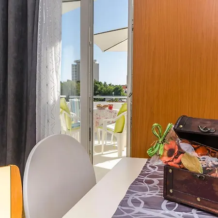 Apartment Manda Vodice
