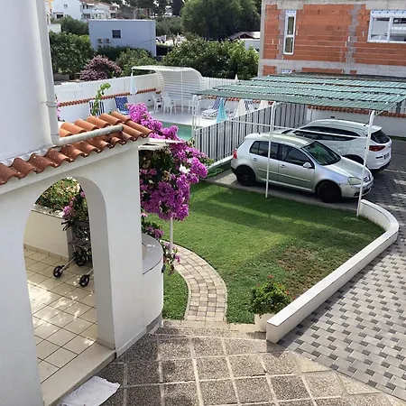 Apartment Manda